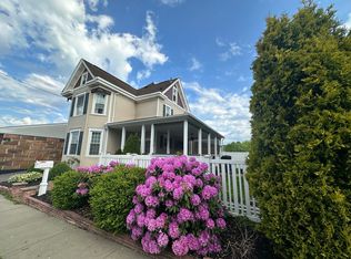 115 E Spring St, Zelienople, PA 16063