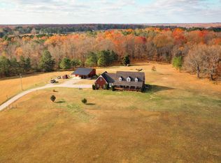 1311 Turnpike Rd, Summertown, TN 38483