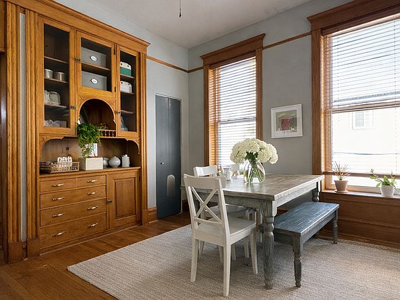 5th image of 4110 N Southport Ave #1N