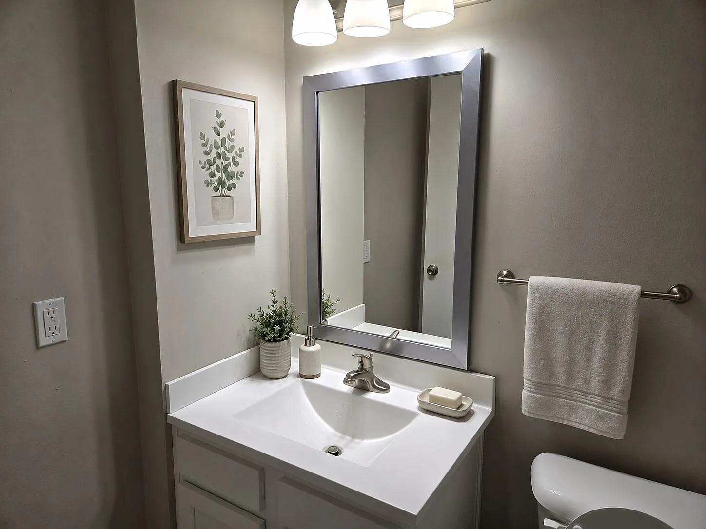 Breckinridge Pointe Apartments — Photo 4