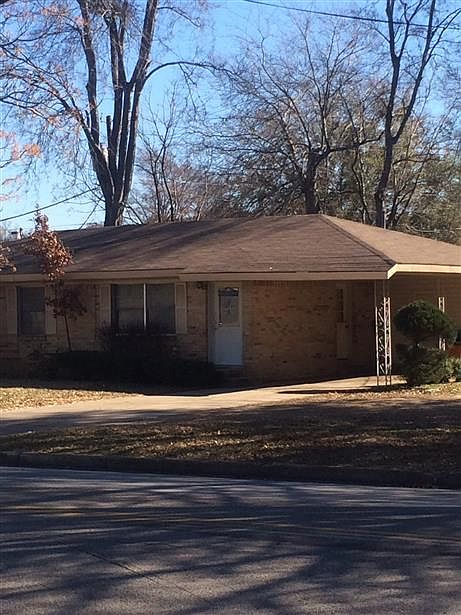 1st image of 806 Glencrest Ln