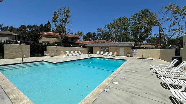 644 Thoreau Ln — Photo 30