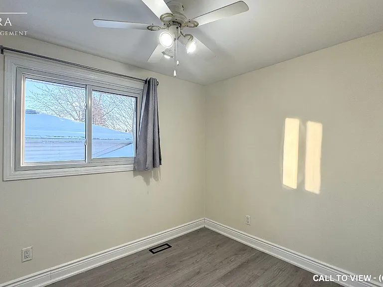 508 Pinetree Cres #508 — Photo 7