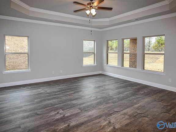 3rd image of 179 Heritage Brook Dr NW