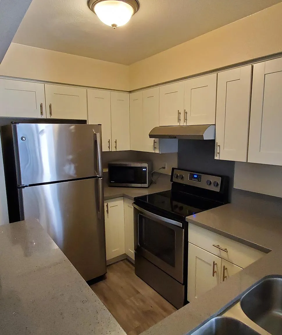 1 bed, 726 sqft, $2,195 — Photo 1