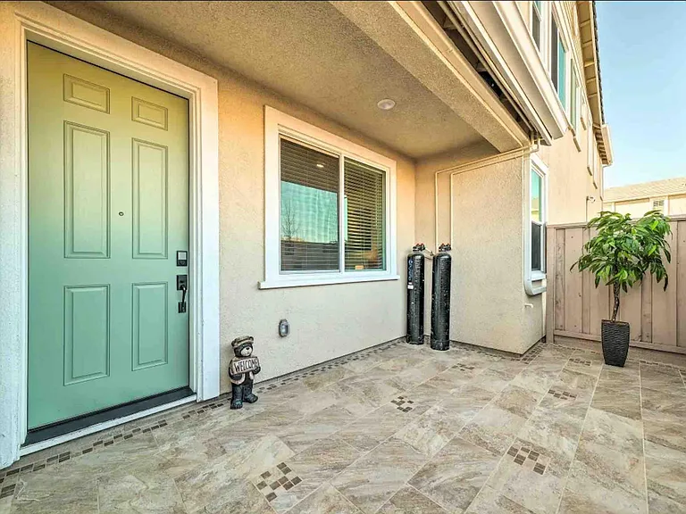 1427 S Wilshire Ave — Photo 16