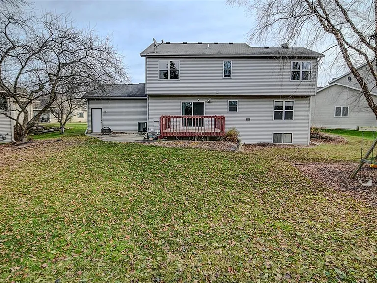 400 Muirfield Ct — Photo 55