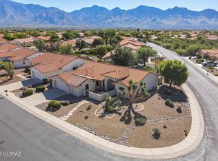 822 E Royal Ridge Dr, Tucson, AZ 85755