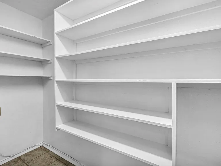 4010 Cima Serena Dr #B — Photo 21