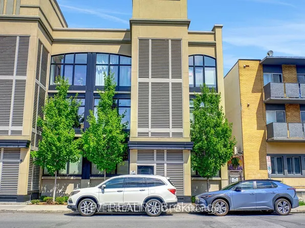 509 Gladstone Ave #4, Ottawa, ON K1R 5N9