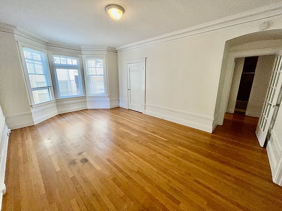 3rd image of 659 Scott St APT 7