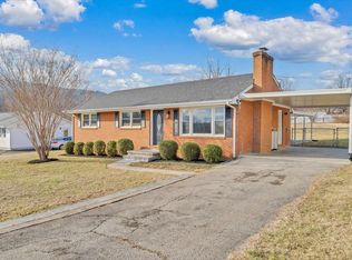 37 Springview Ct, Troutville, VA 24175