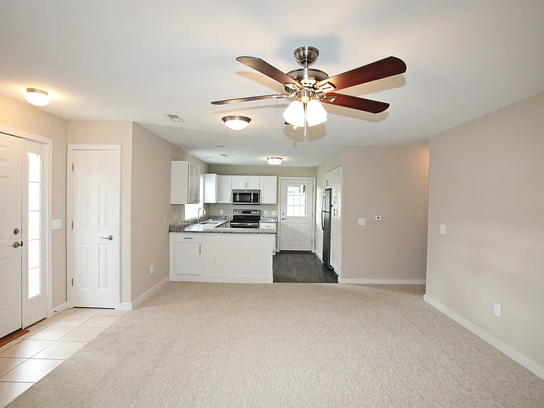 Stonebrooke Village Apartments — Photo 6