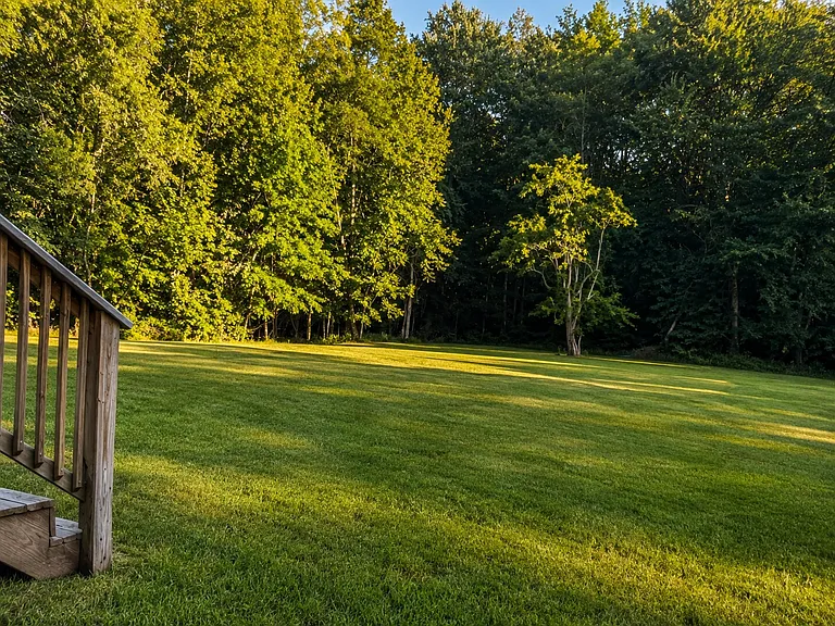 235 Quarry Rd — Photo 18