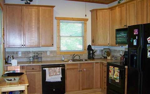 4th image of 846 Villa Dr