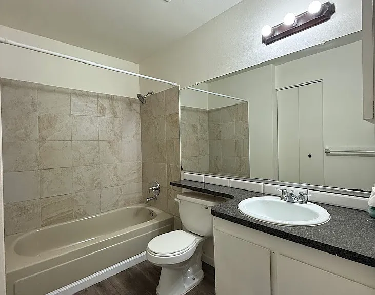 940 S Walden Way #204 — Photo 8