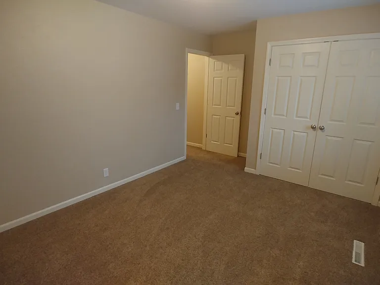 2802 Sutton Pl #2802 — Photo 47