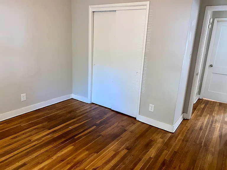927 Dillard St #927 — Photo 6