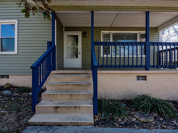 2nd image of 2 Polk Cir