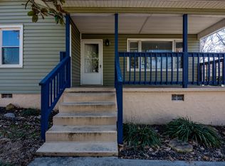 2 Polk Cir, Fort Oglethorpe, GA 30742
