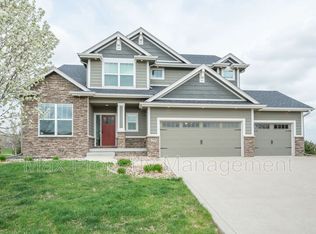 2791 NW 166th Ct, Clive, IA 50325