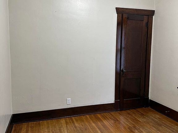 5th image of 111 W Washington Ave