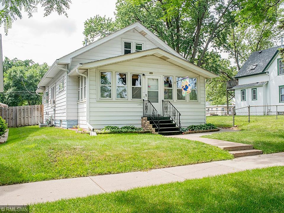1st image of 948 Rose Ave E