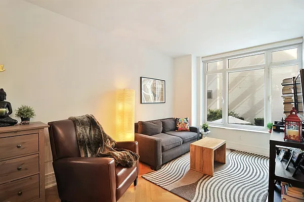 Rented by Corcoran | media 14