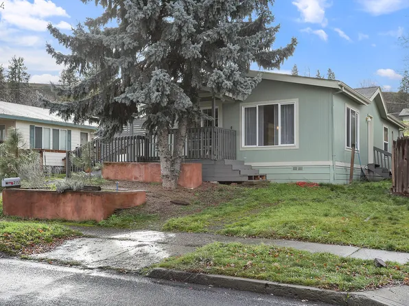 310 W 14th St, The Dalles, OR 97058