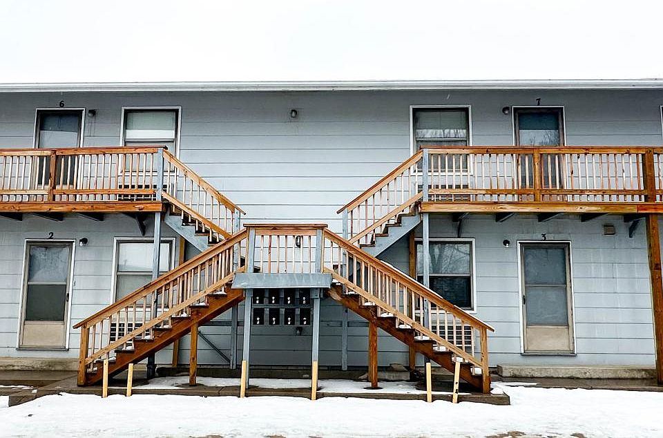 1st image of 430 Skyline Dr #2