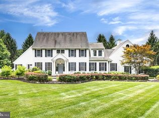 36 Sandy Ridge Rd, Stockton, NJ 08559