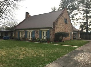 716 Edward St, Breaux Bridge, LA 70517