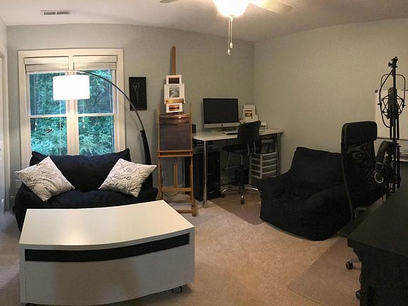 4th image of 63 Crystal Oaks Ct