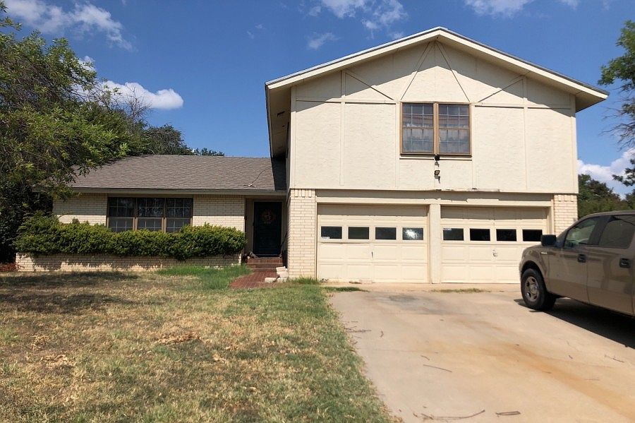 1st image of 2714 Lindenwood Dr