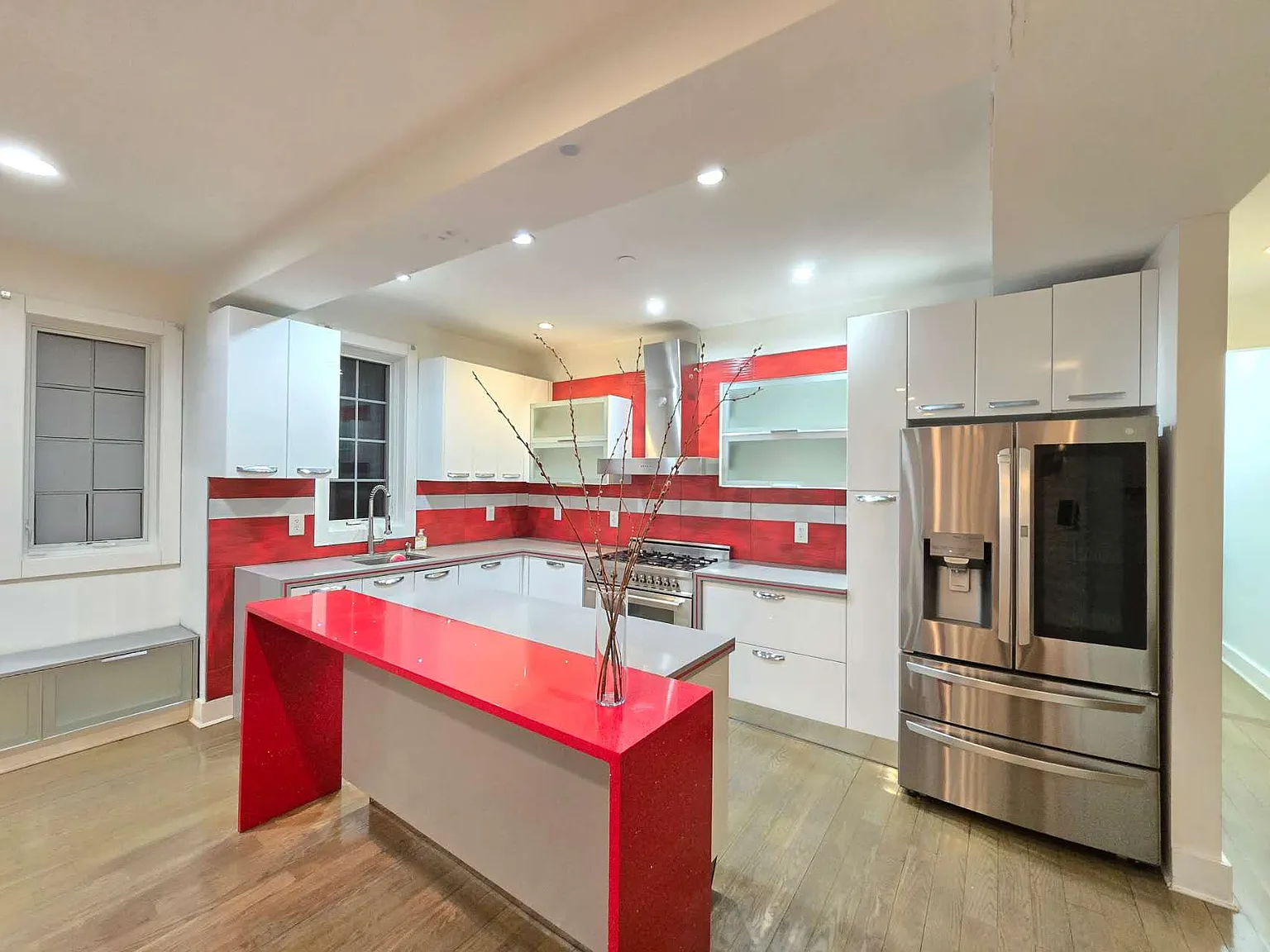 3 bed, 1800 sqft, $3,800 — Photo 1