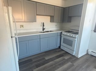 1627 Woodbine Dr APT 2, Round Lake, IL 60073