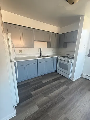 1627 Woodbine Dr #2 Photo 1