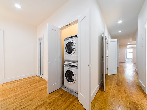4th image of 173 W 133rd St #2C