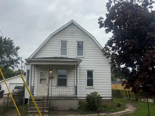 713 W 5th St, Monroe, MI 48161
