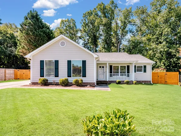 10500 N Canyon Rd, Charlotte, NC 28214