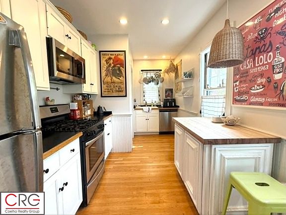 2nd image of 104 Fayerweather St #2