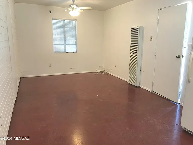 720 N Irving Cir #1 — Photo 15