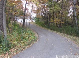 7807 138th St W, Savage, MN 55378