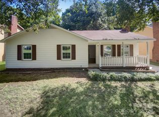 7112 Rockwood Forest Ln, Charlotte, NC 28212