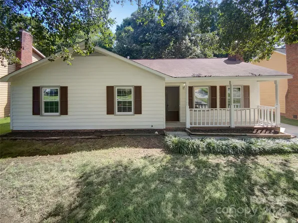 7112 Rockwood Forest Ln, Charlotte, NC 28212