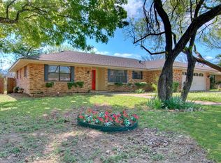 1507 Ridgemont Ln, Kerrville, TX 78028