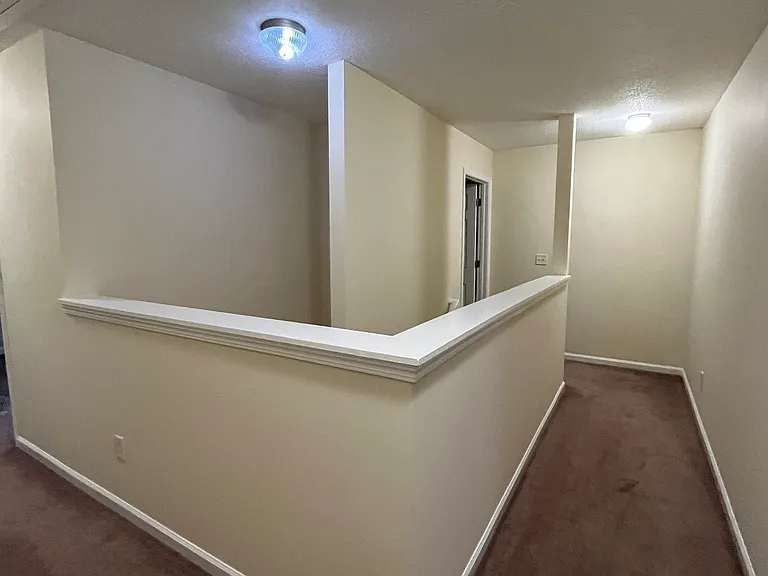 166 Seabreeze Ct — Photo 19