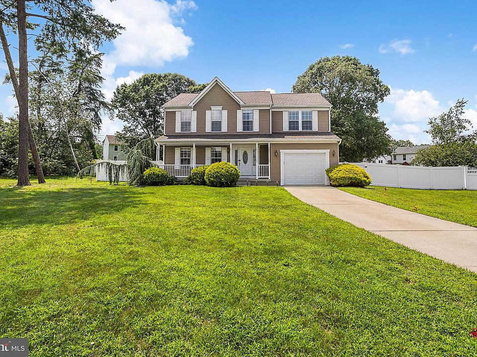 1st image of 15 Jaques Ct