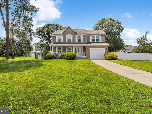 15 Jaques Ct, Sicklerville, NJ 08081