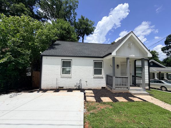 1104 Oak Knoll Ter SE
